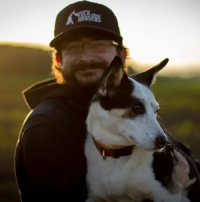 István (Dogopolis a gazdiműhely)