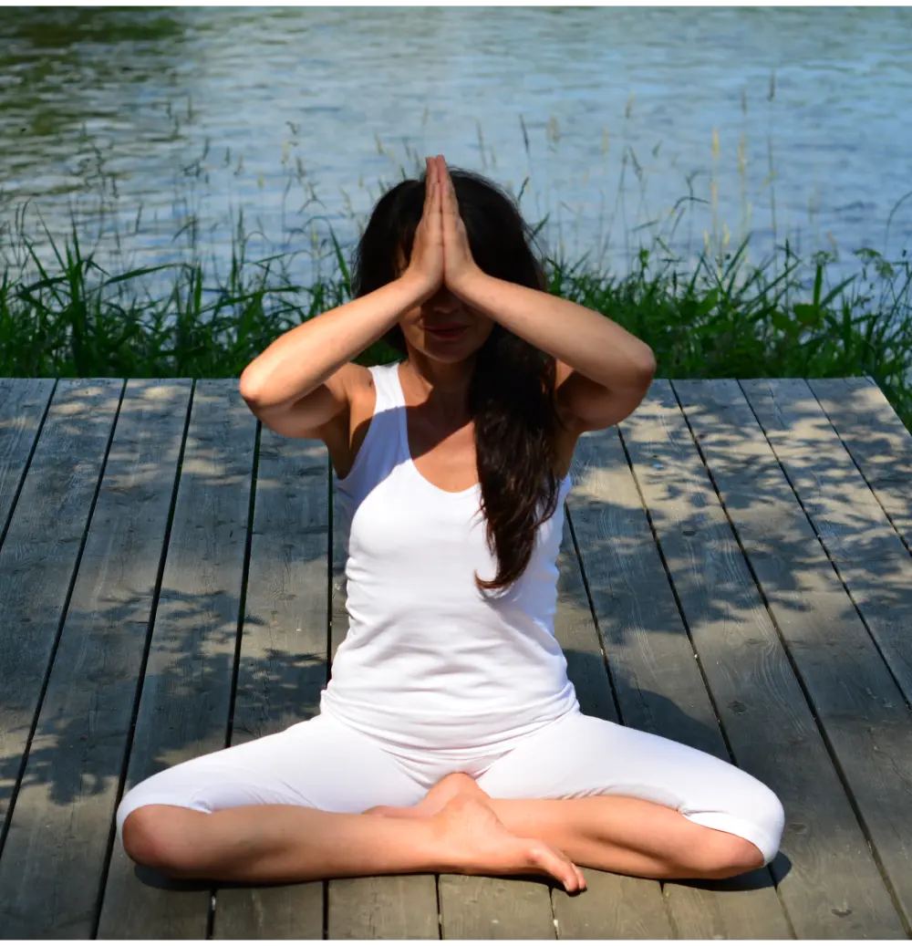 Hana Schättingerová (YogaSimiliris)